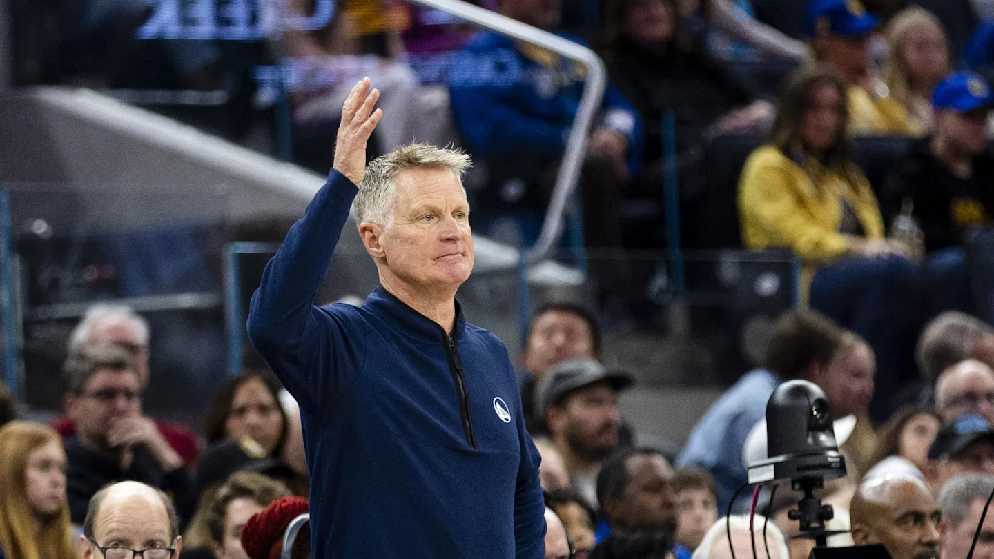 Warriors Adjust Starting Lineup for Matchup Against Cavaliers