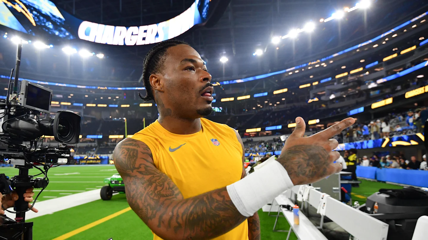 Derwin James Proposes Technique to Counter Eagles’ Tush Push