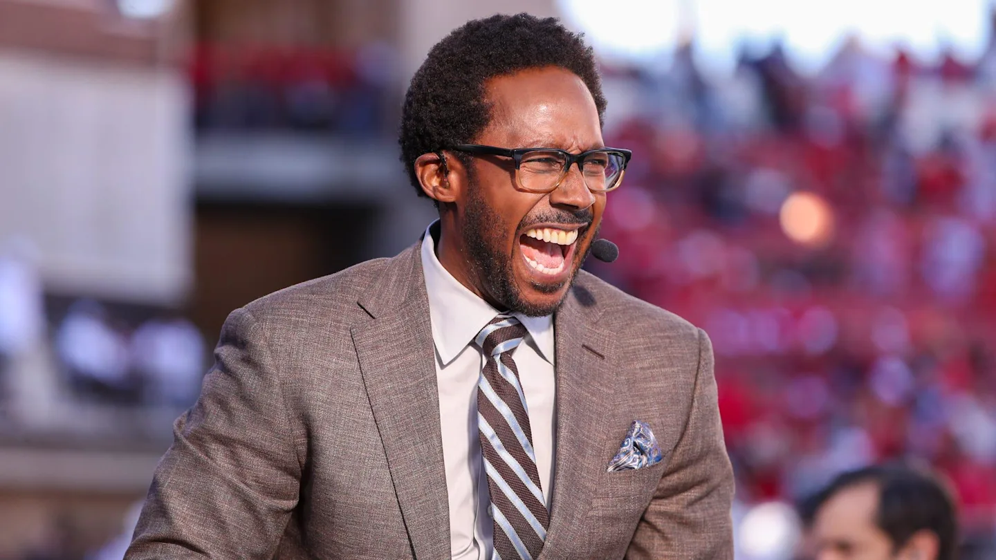 Texas Followers React Strongly to Desmond Howard Following Sherrone Moore’s Dismissal