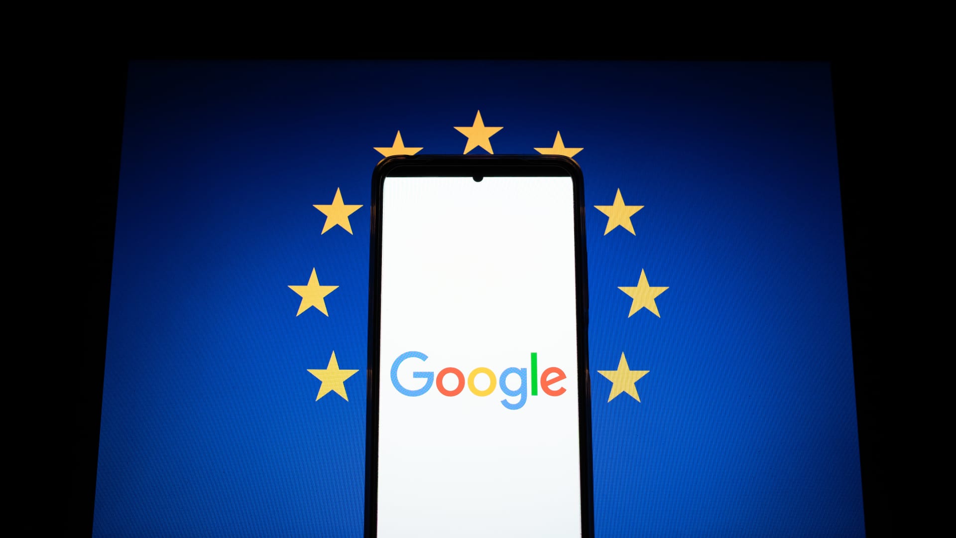 EU Launches Antitrust Investigation into Google’s Use of On-line Content material materials for AI Progress