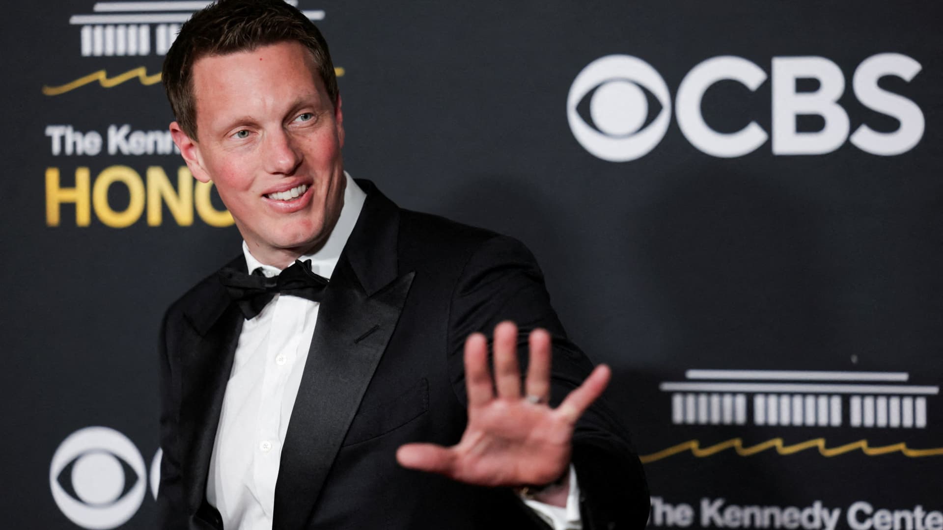 Paramount Skydance Makes Aggressive Move to Acquire WBD Following Netflix Agreement