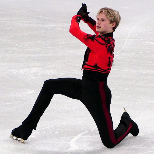 Star-Studded American Gold Stay at Penn Ice Rink with World Champion Skaters