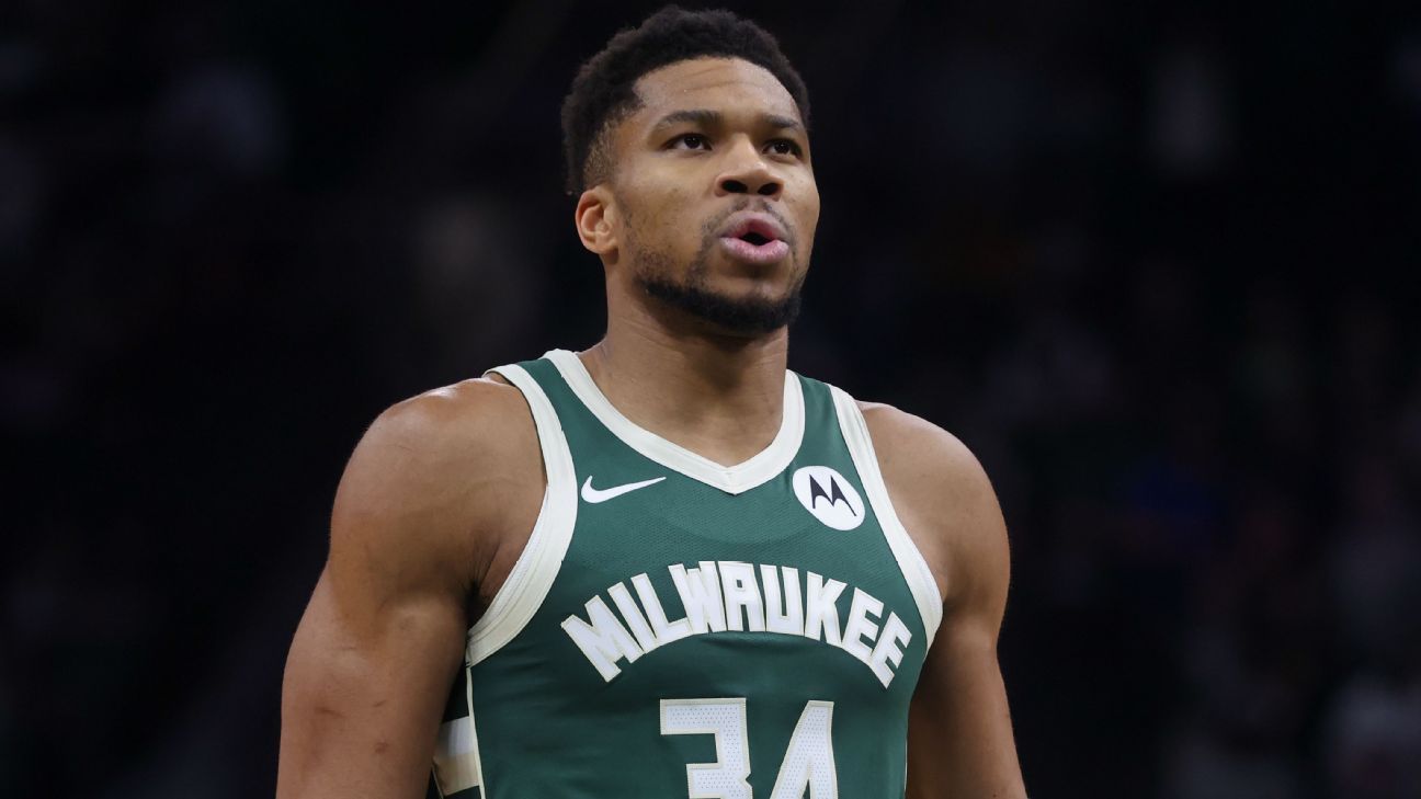 Giannis Antetokounmpo Facing Four-Week Recovery Period, Says Doc Rivers