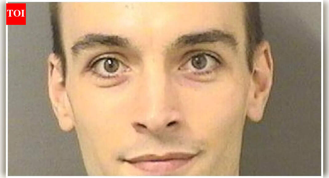 Florida Teacher Elias Gordon Farley Accused of Student Grooming and Sexual Assault