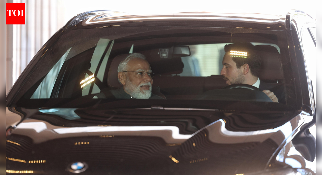 Symbolic Go to: Crown Prince Al Hussein Hosts PM Modi at Museum