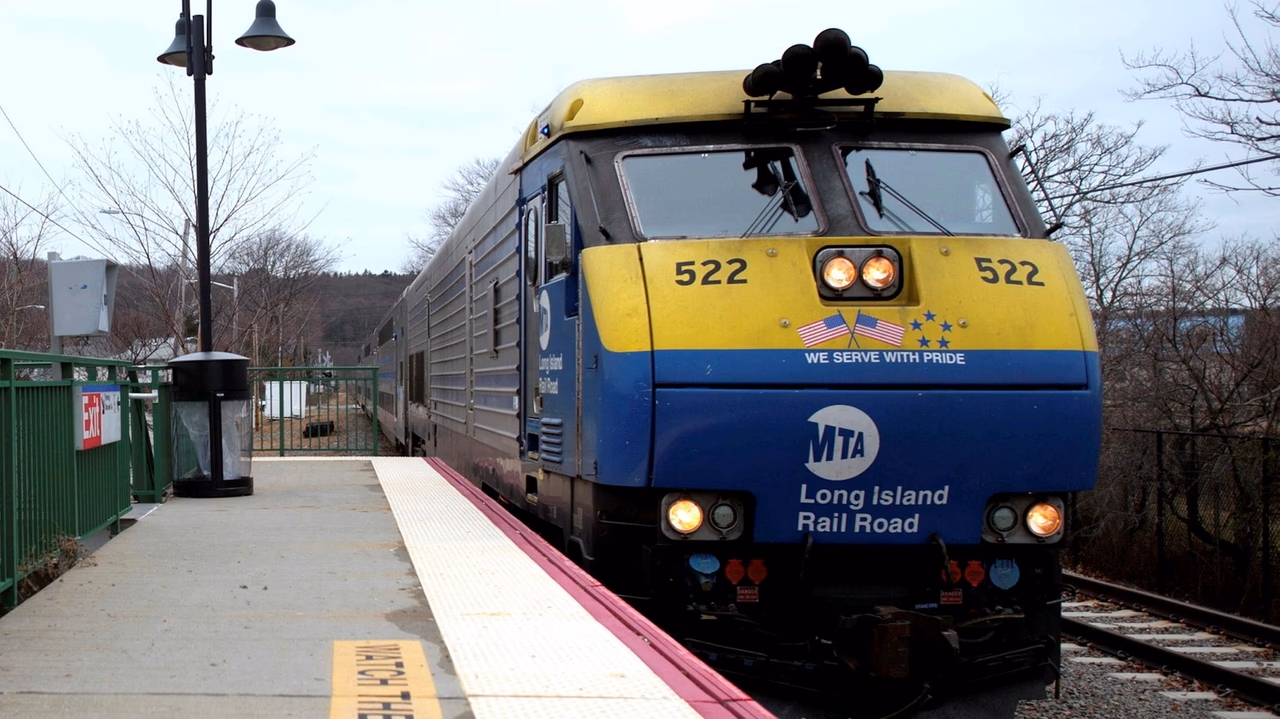 Extreme LIRR Disruptions As a consequence of Damaged Rail
