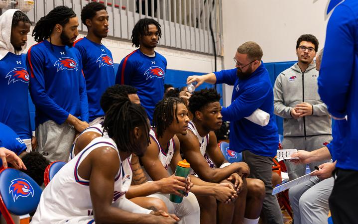 River Hawks Host Sacred Coronary heart Earlier than Street Conflict with Boston College