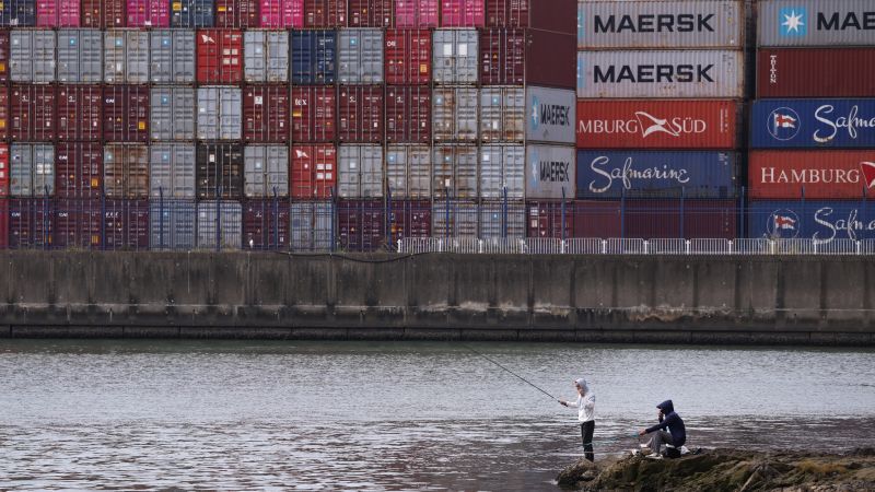 China’s Exports Rise 5.9% in November Amid Significant Decline in US Sales