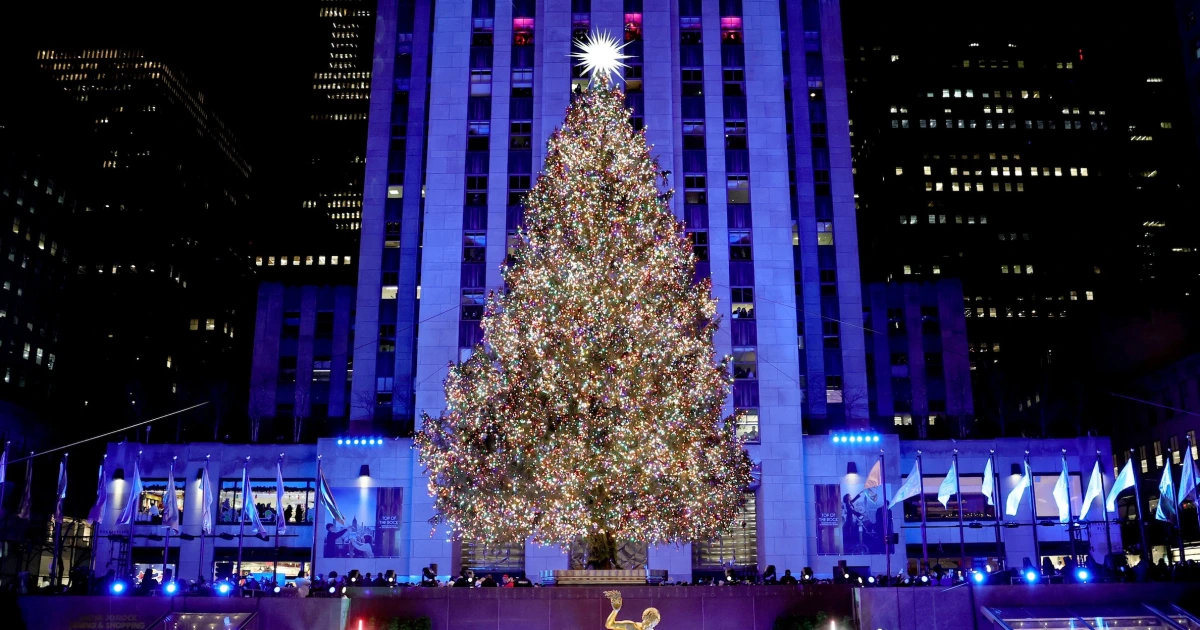 2025 Holiday Season Kicks Off with Rockefeller Center Christmas Tree Lighting in NYC