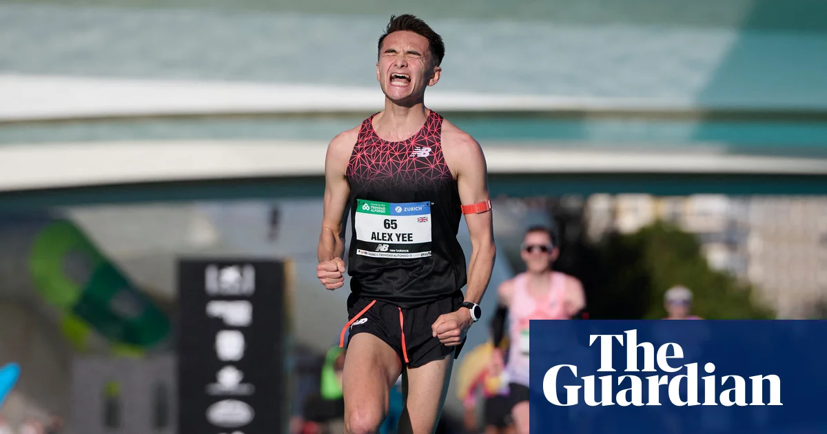 Alex Yee Sets Second-Fastest British Marathon Record, Trails Mo Farah