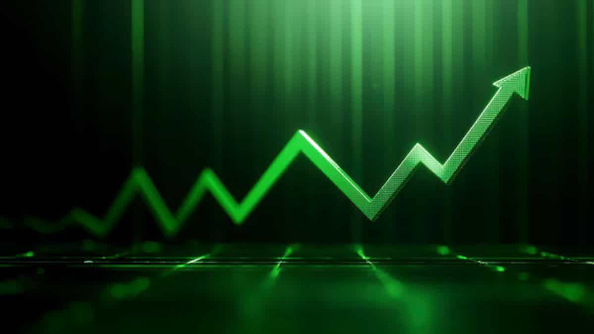 Bajaj Finance Soars 50% Year-to-Date; Analysts Predict Further 14% Upside