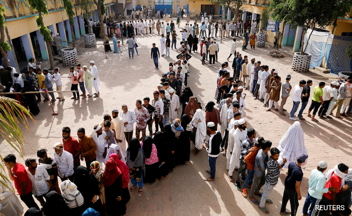 Election Fee Extends SIR Deadline for Six States, Bengal Stays Unchanged