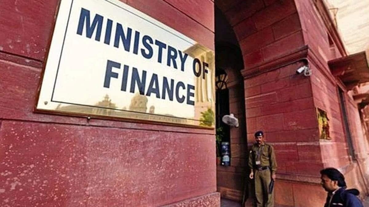 8th Pay Commission: Finance Ministry Reveals Beneficiary Employee and Pensioner Numbers