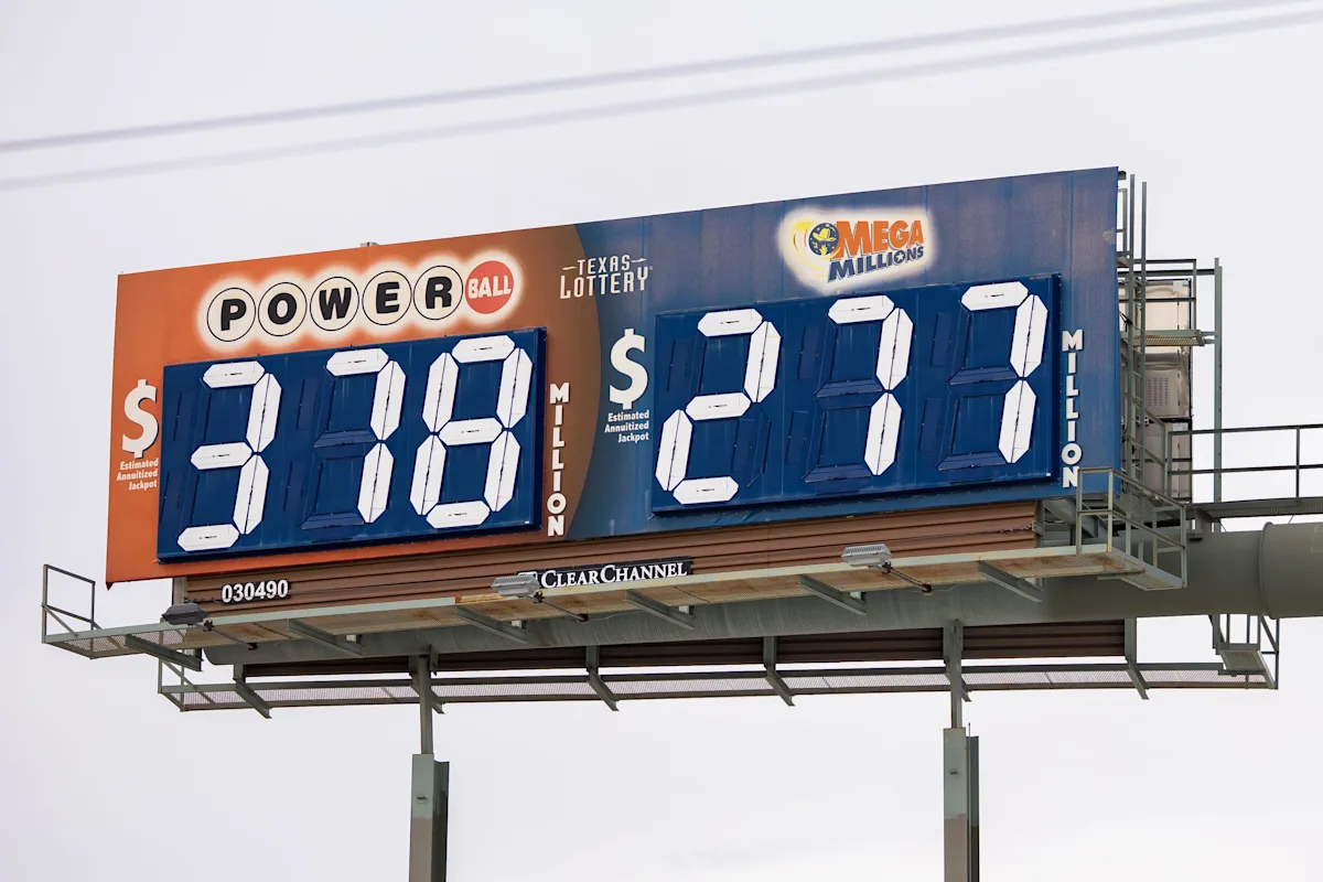 Successful Powerball and Lotto Texas Numbers for December 17, 2025