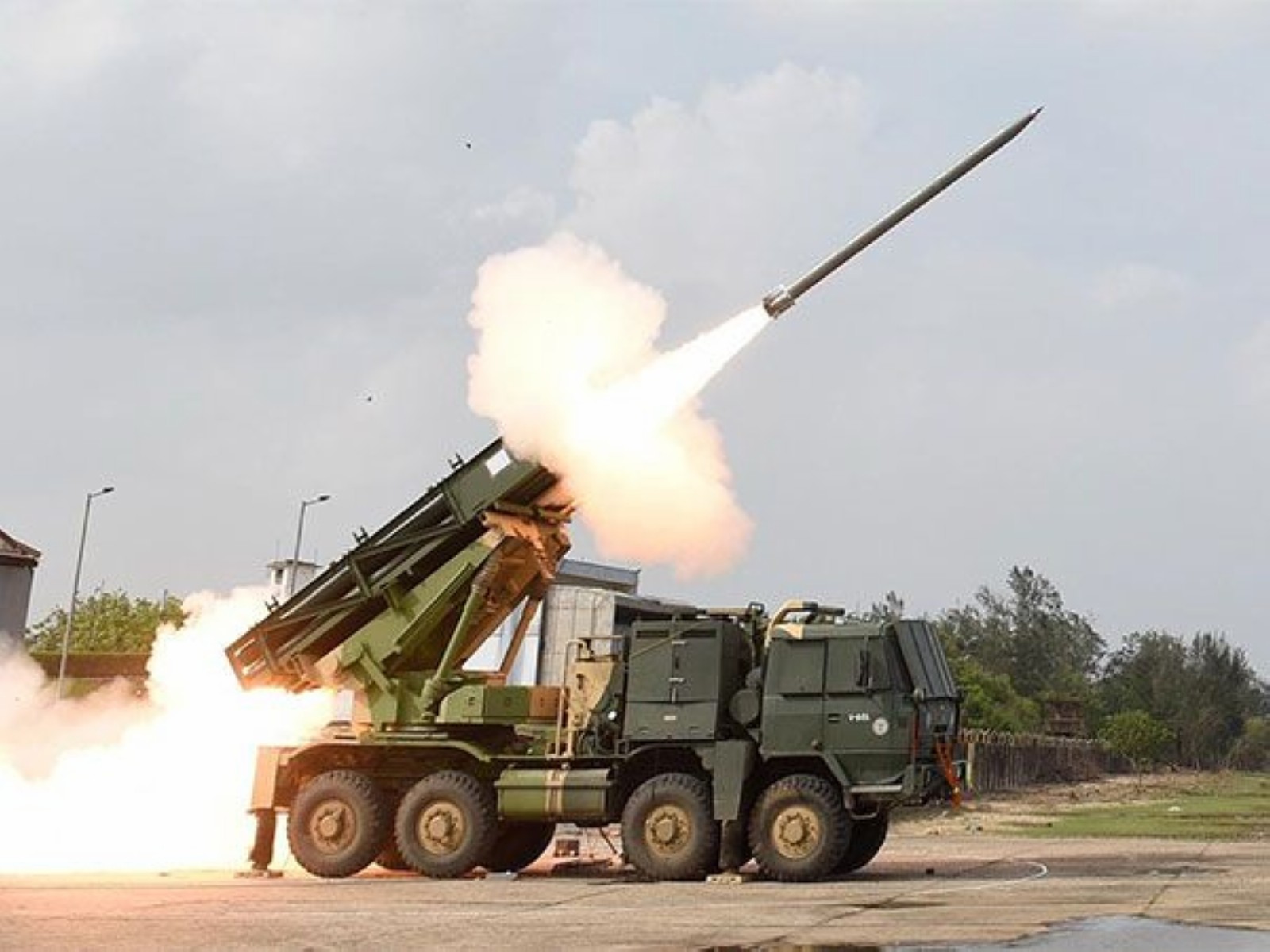 Indian Military Proposes Acquisition of 120 km Lengthy-Vary Guided Pinaka Rockets