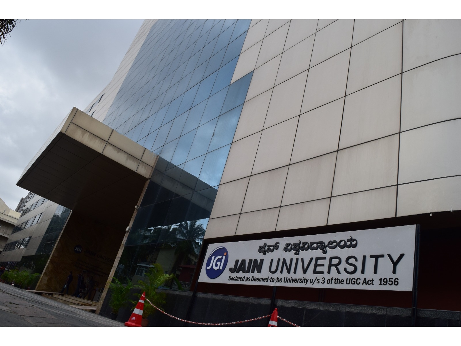 Reworking Enterprise Futures: JAIN College’s Bachelor of Commerce in Finance & Accounting