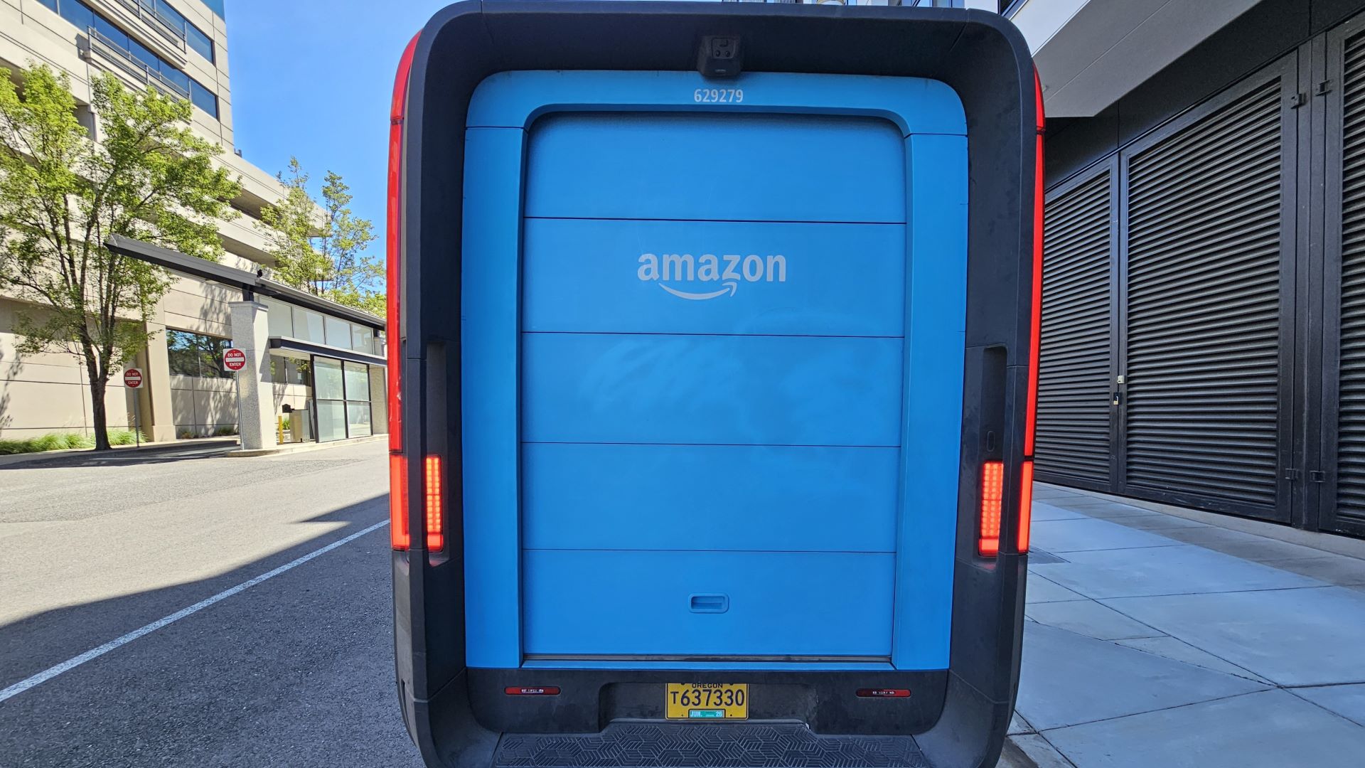Amazon’s Identical-Day Grocery Supply Boosts Parcel Enterprise