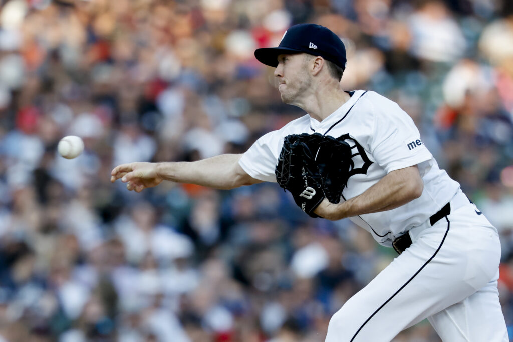 Blue Jays Commerce for Chase Lee