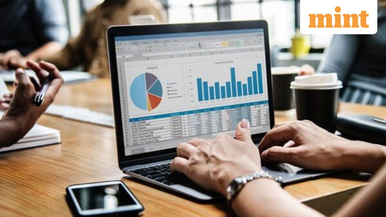 Lennar Stories Decline in Quarterly Income Amidst Slowing Homebuying Demand