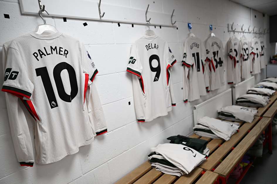 Cole Palmer Makes Starting Debut for Chelsea Against Bournemouth