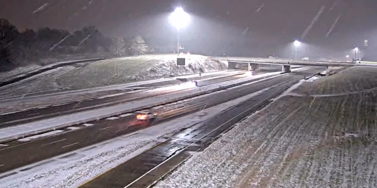 Morning Drive Warning: Mild Snow Creates Moist Roads