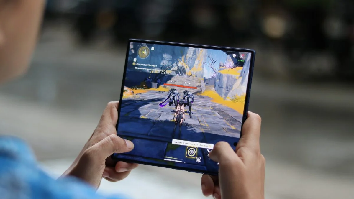 Last Chance: Galaxy Z Fold 7 Available at $720 Off Today