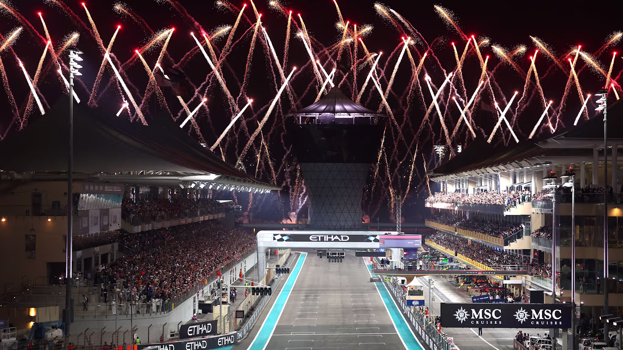 Yas Marina Circuit: The Ultimate F1 Season Finale at Abu Dhabi Grand Prix