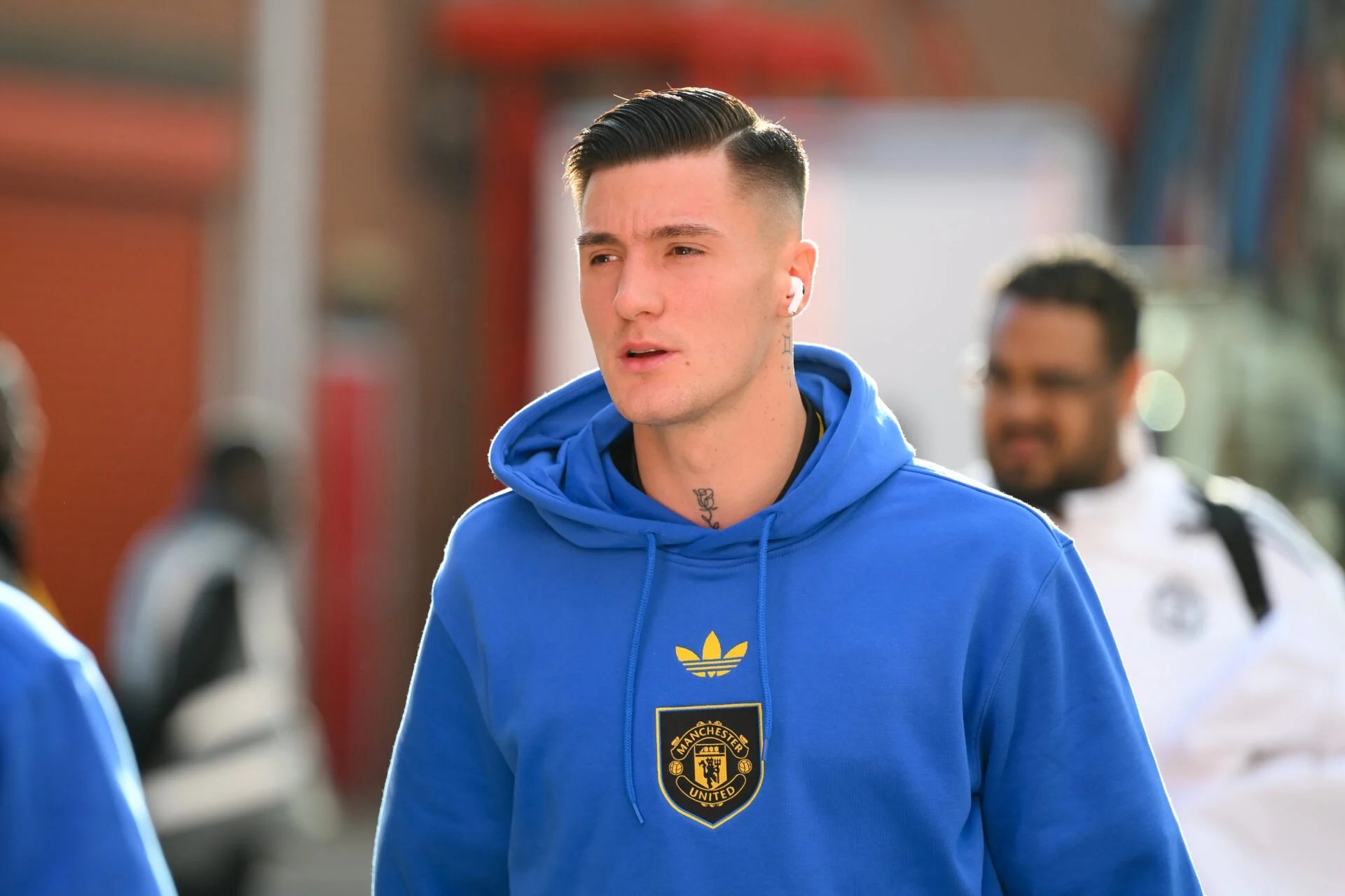 Man Utd’s Ideal Partner for Benjamin Sesko: Star Striker Available Next Summer