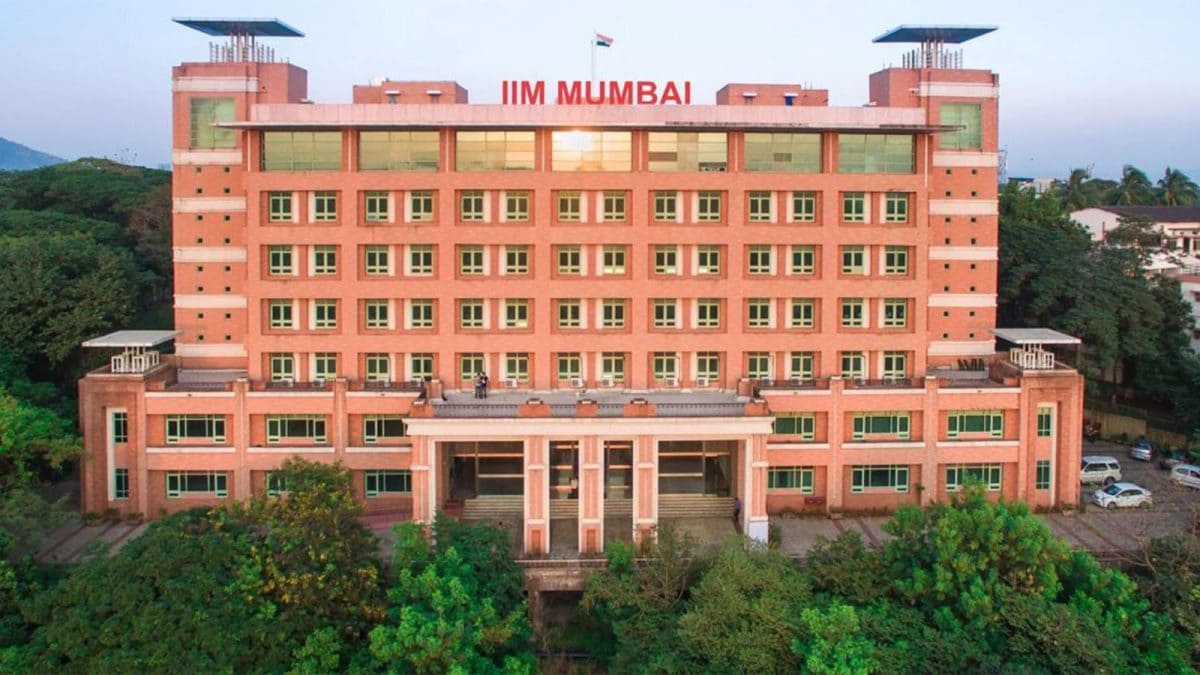 IIM Mumbai Introduces 4-Yr Undergraduate Program in Digital Science and Enterprise Administration