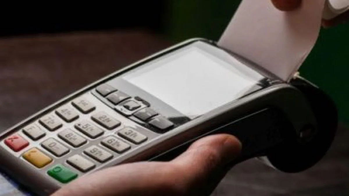 Revolutionizing Borrowing: The Impact of Embedded Finance and EMI Cards in India