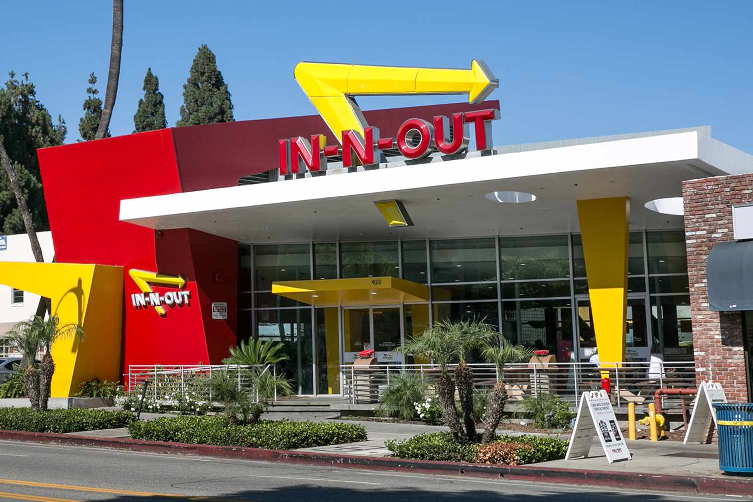 In-N-Out Discontinues ’67’ Possibility Following Viral ‘6-7’ Buzz