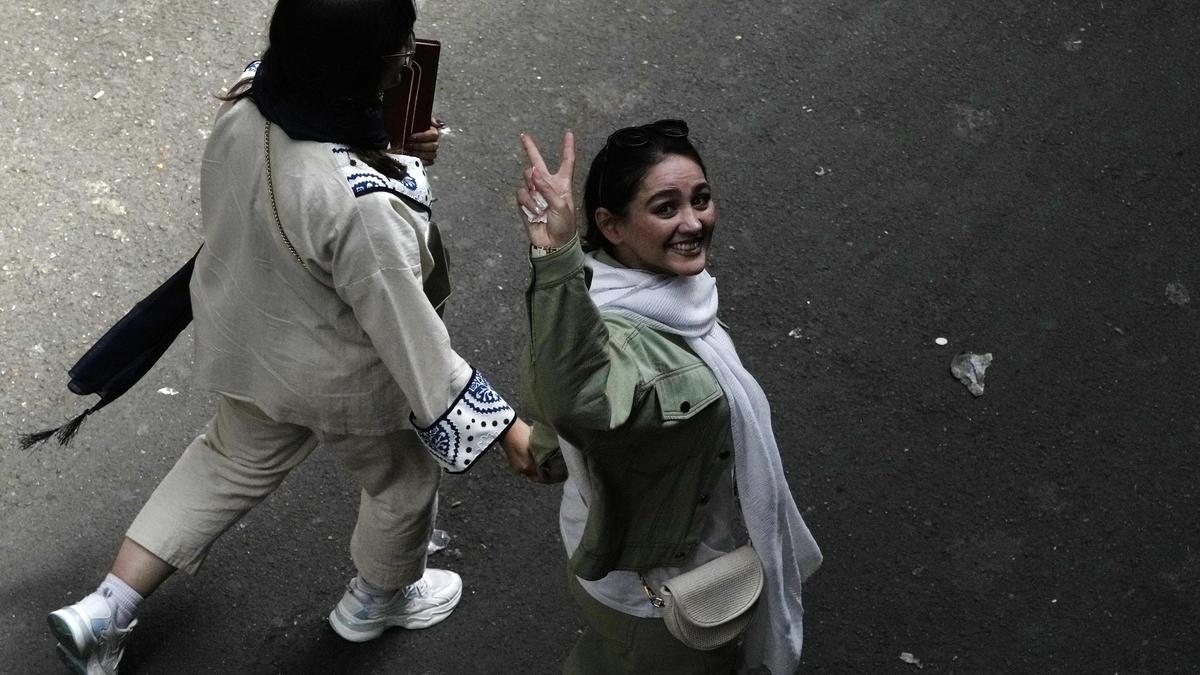 Iran Takes Legal Action Against Marathon Organizers Over Hijab Violation