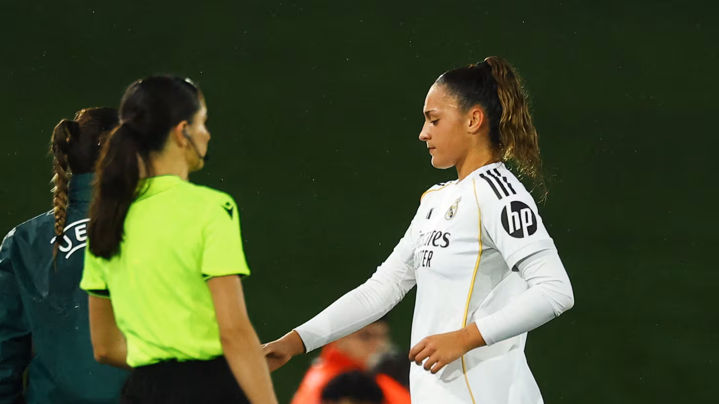 Redención en Granada: La Búsqueda de Iris