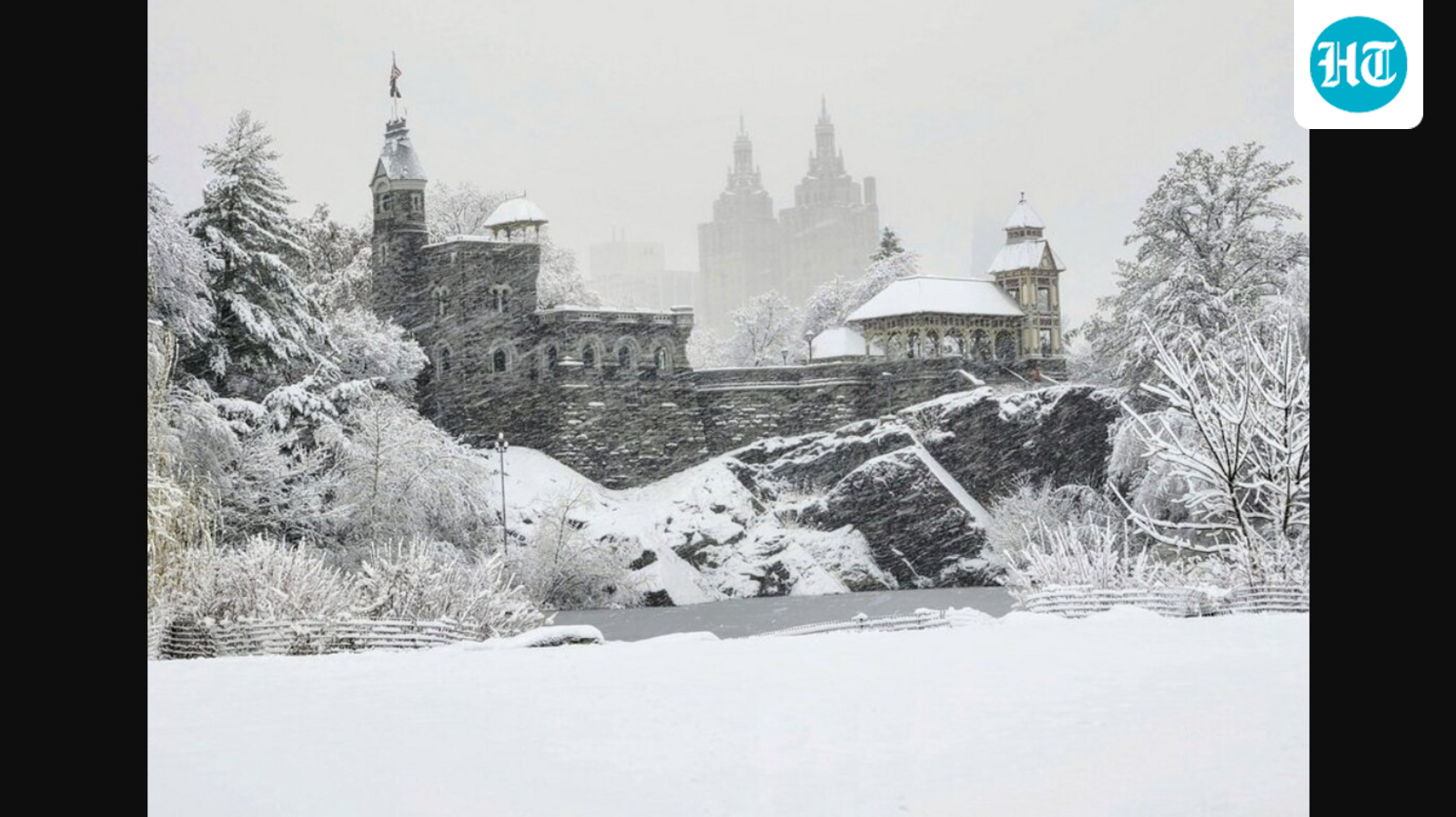 Central Park Remodeled: New York’s Snowfall Creates a Winter Wonderland