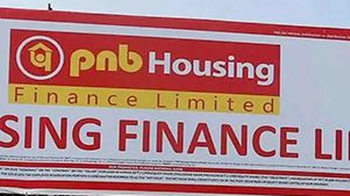 Beneficial Purchase: PNB Housing Finance at ₹966.55