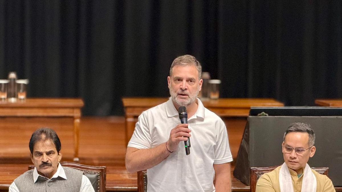 Rahul Gandhi Asserts Authorities Faces Strain Over Vande Mataram and SIR in Lok Sabha MPs Assembly