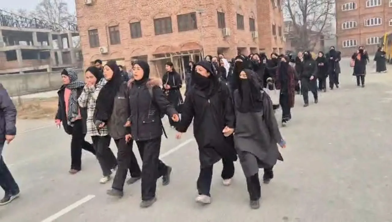 Students Rally at Cluster University Srinagar Amidst Academic Uncertainty