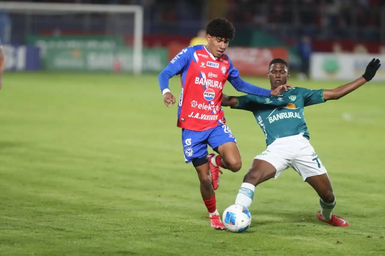 Definición de Collection de Cuartos de Ultimate en el Apertura 2025 ante Empates