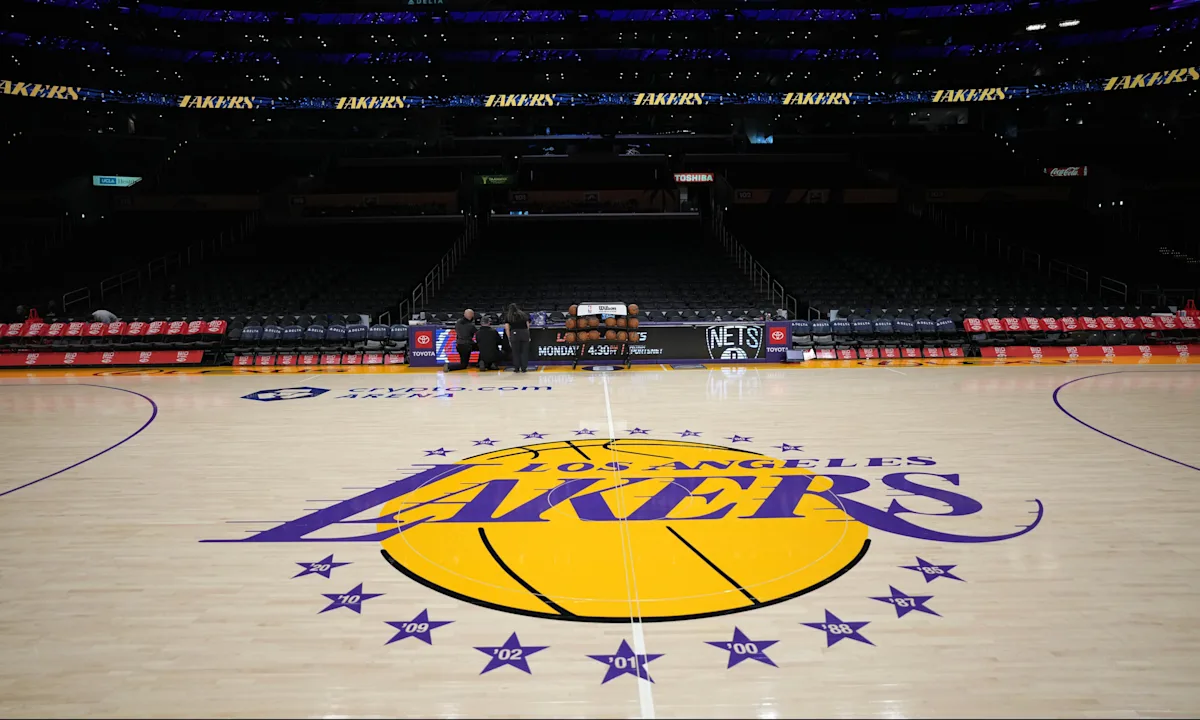 Lakers Eyeing 3-and-D Gamers in Upcoming Commerce Season