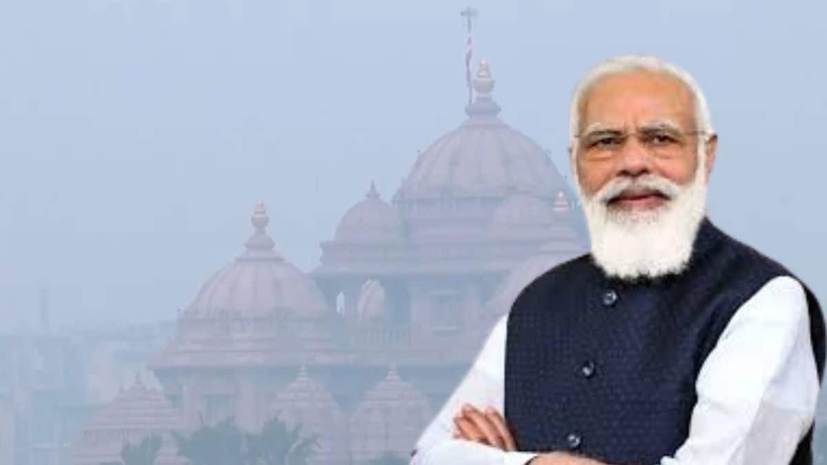 Delhi Choked by Dense Smog: PM Modi’s Departure Delayed as AQI Surpasses 500