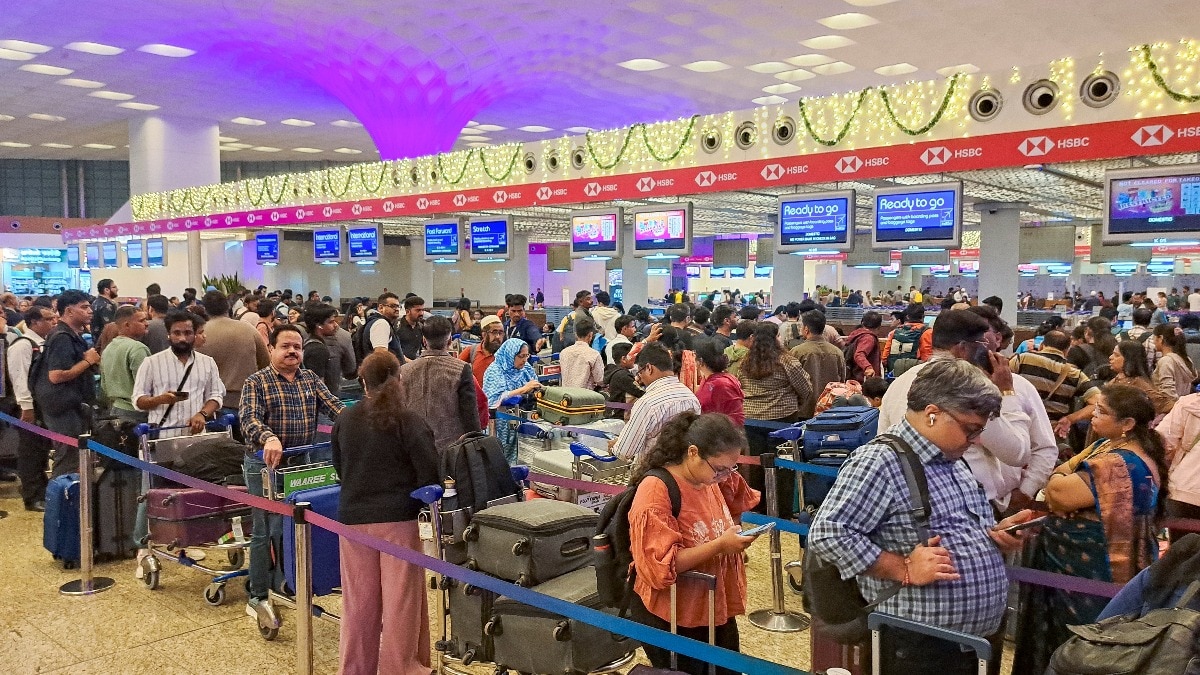 Delhi Airport Alerts: Continued IndiGo Flight Delays Today as Operations Recover