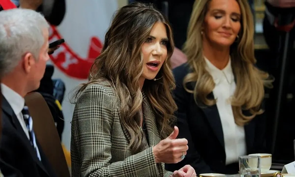 US to Extend Travel Ban to Over 30 Additional Nations