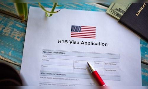 New Social Media Vetting Coverage Forces H-1B Visa Candidates to Reschedule Appointments