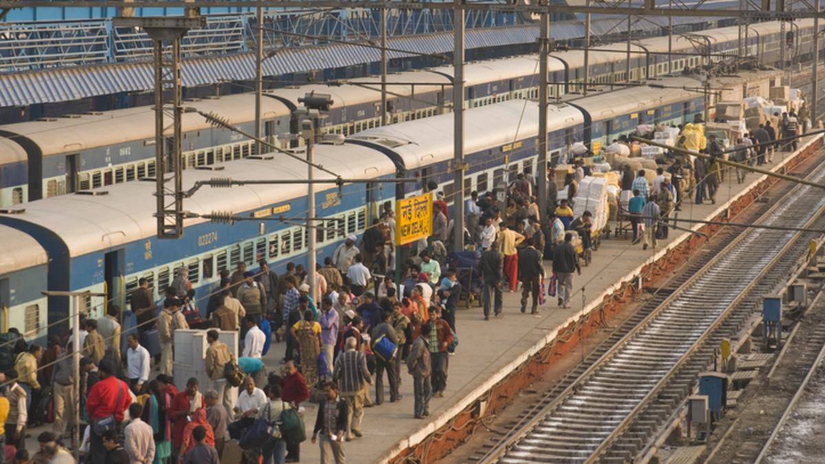 Special Train Services Launched for Passengers Affected by IndiGo Flight Disruptions
