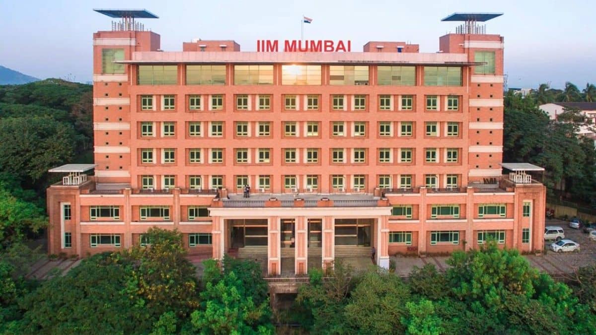 IIM Mumbai Introduces 4-Yr Bachelor’s Diploma in Digital Science and Enterprise Administration