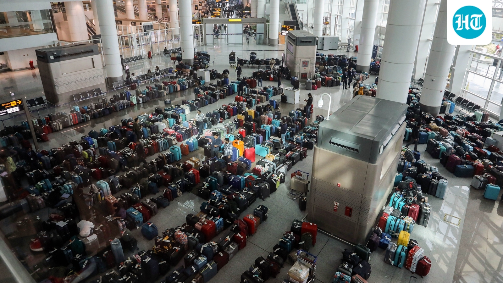 Analyzing IndiGo’s Mass Flight Cancellations: A Deeper Look into Government Norms and Industry Impact