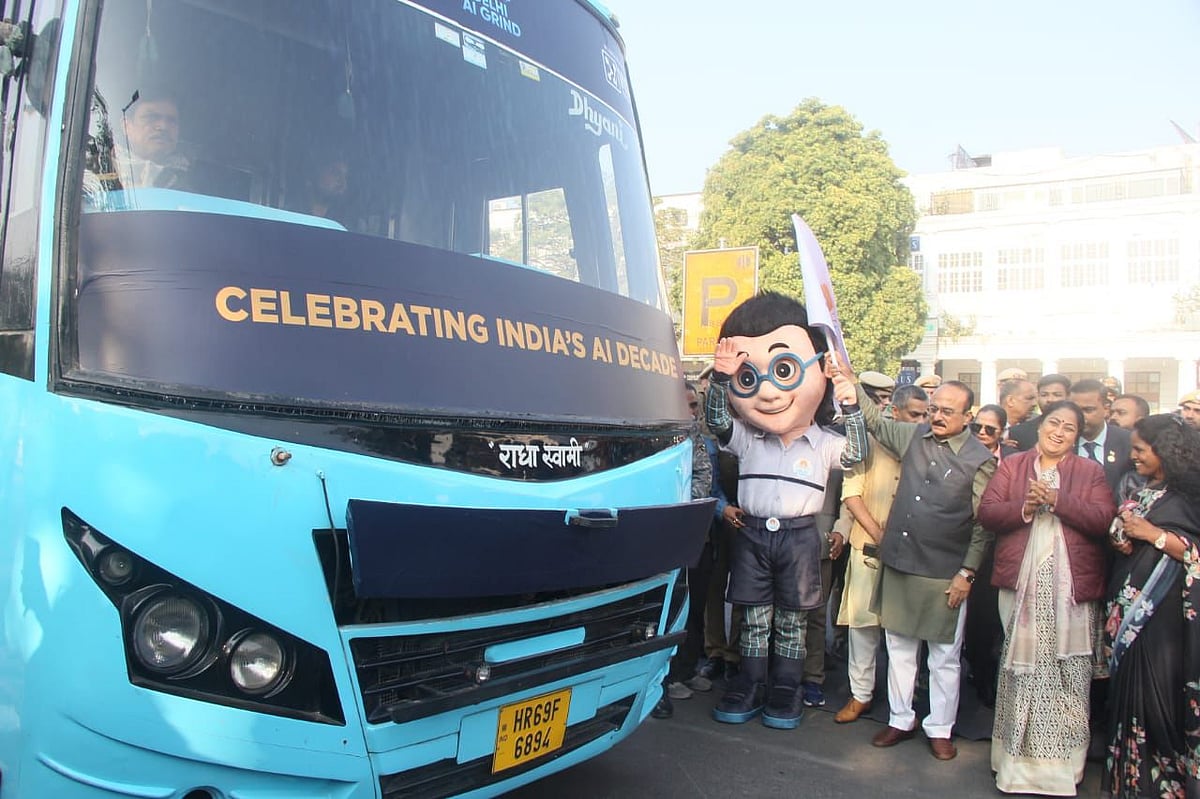 Delhi Government Advocates for AI Training in Schools and Colleges