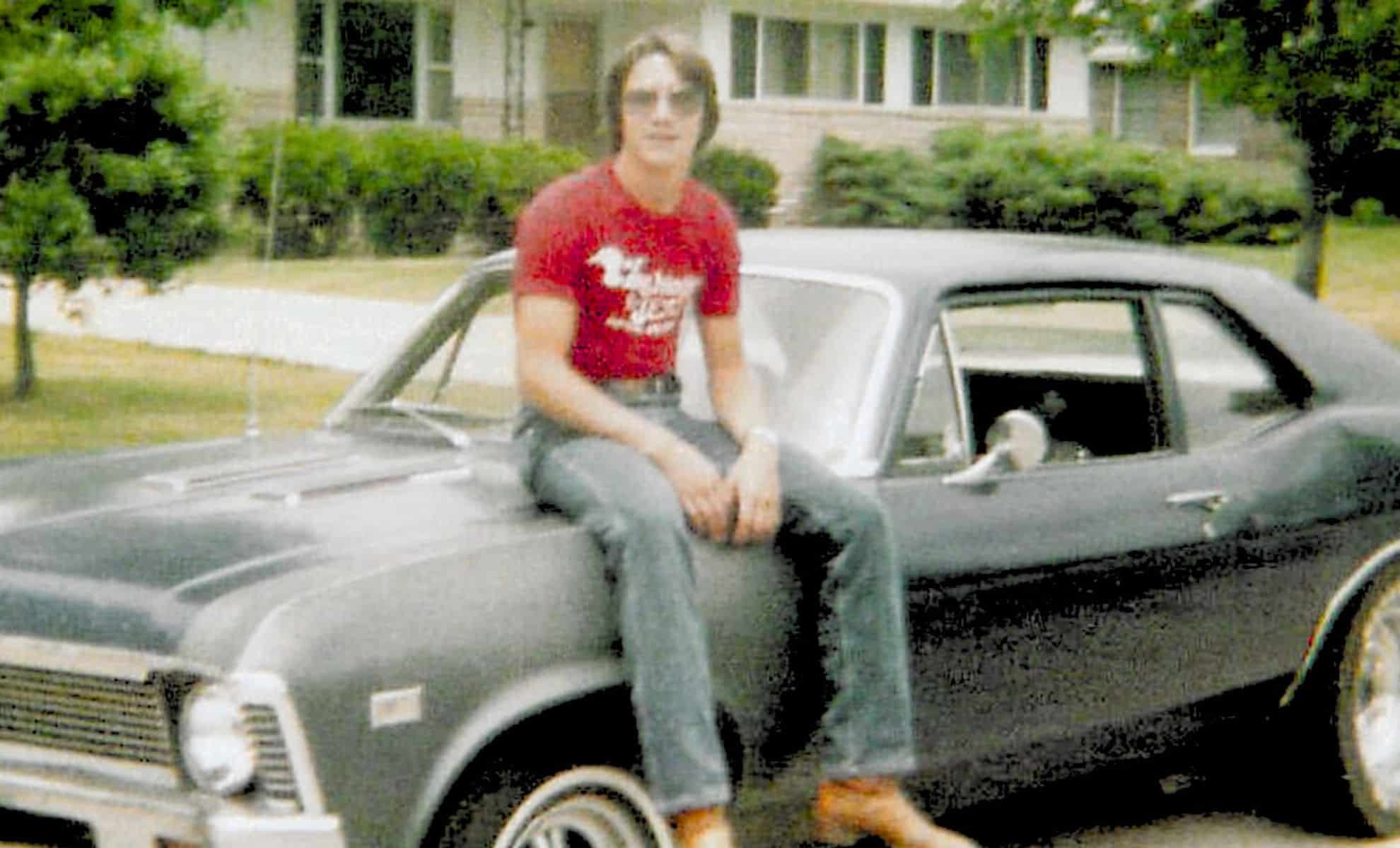 Snowbound Strangers: A Thanksgiving Encounter