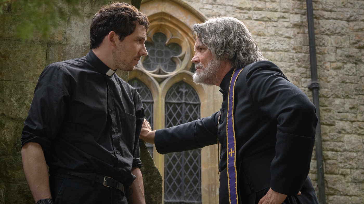 A Sharp Twist: The Witty Intrigue of ‘Knives Out’