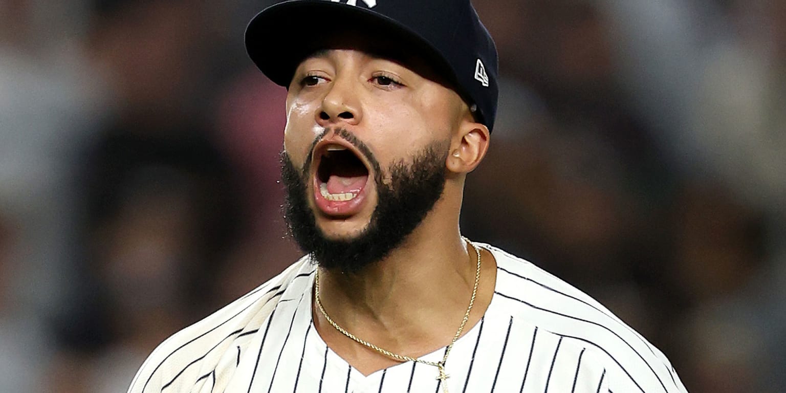 Devin Williams Speaks Out Against Yankees Fans on Social Media